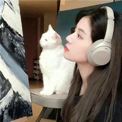 叫费德里柯多么奇怪